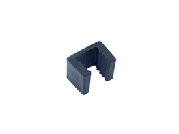 Adapter voor plank in multi H-gleufpaal