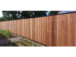 Profielen voor tuinwand verticaal