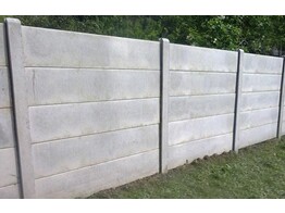Betonpaal voor betonplaten