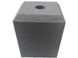 Arduin sokkel met facetrand